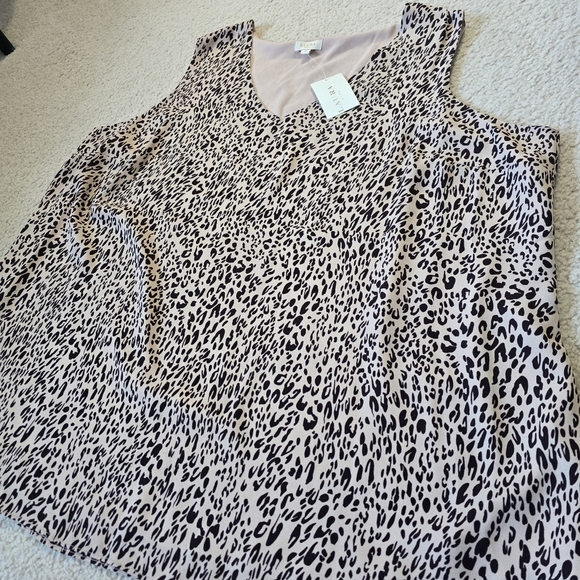 NWT Laura Sleeveless Leopard Print Top – Size 22 / 3X - Picture 1 of 9